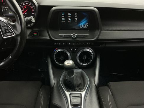 Used 2017 Chevrolet Camaro LT RWD image 25