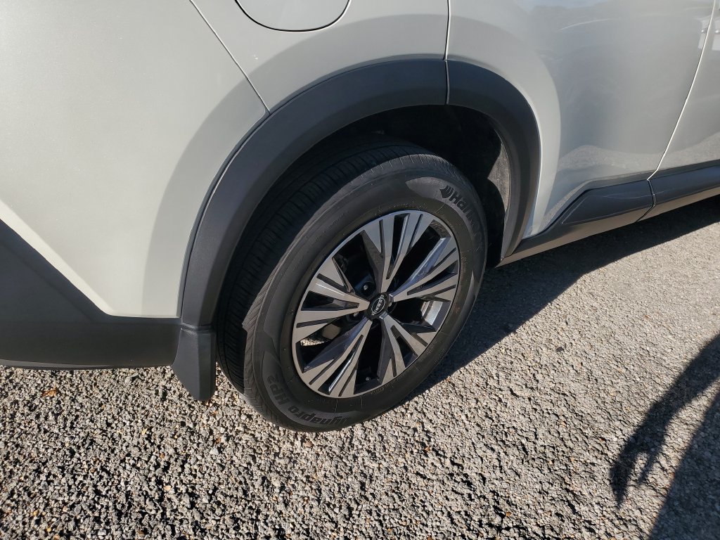 Certified 2023 Nissan Rogue SV w/ SV Premium B Package AWD/4WD image 20