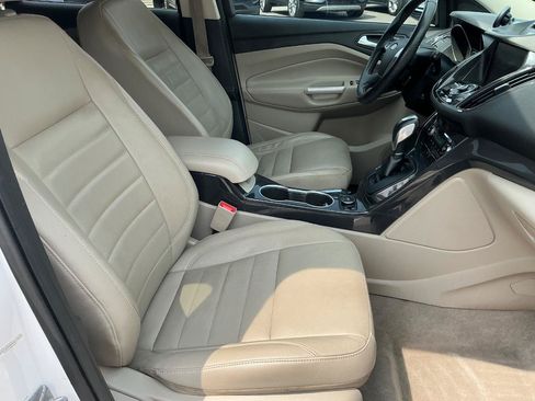 Used 2014 Ford Escape Titanium FWD image 11