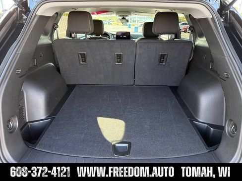 Used 2025 Chevrolet Blazer LT AWD/4WD image 22