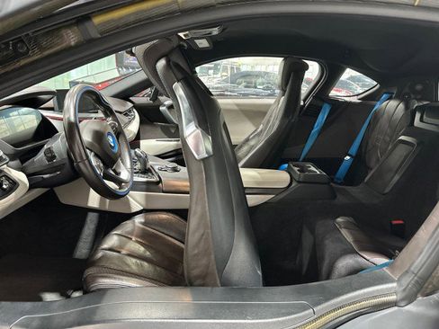 Used 2014 BMW i8 AWD/4WD image 40