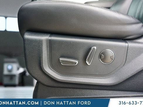 Used 2021 Ford Expedition Limited image 17