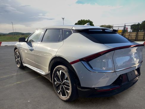 Certified 2022 Kia EV6 Wind w/ Wind Technology Package AWD/4WD image 4