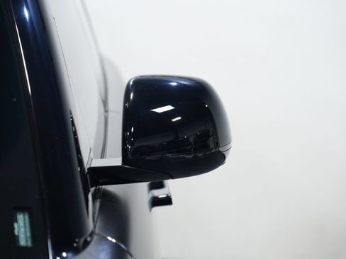 Used 2025 Land Rover Range Rover Long Wheelbase Autobiography AWD/4WD image 11