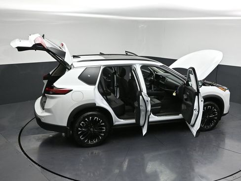 New 2026 Nissan Rogue SV image 35