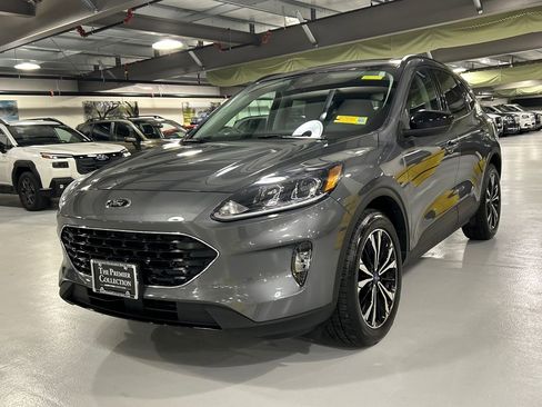 Used 2022 Ford Escape SEL w/ SEL Stealth AWD Package image 5