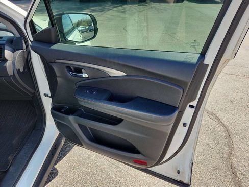 Used 2018 Honda Ridgeline RTL image 22