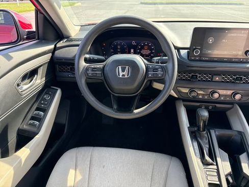 Used 2025 Honda Accord LX image 20