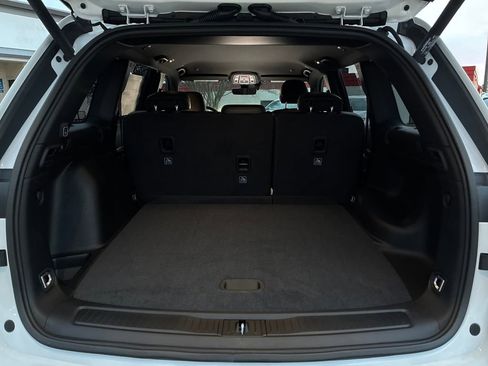 New 2026 Jeep Grand Cherokee Altitude image 23