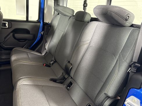 New 2026 Jeep Gladiator Sport image 13