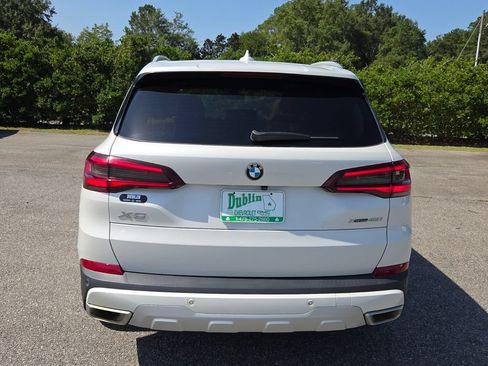 Used 2023 BMW X5 xDrive40i w/ Premium Package AWD/4WD image 9