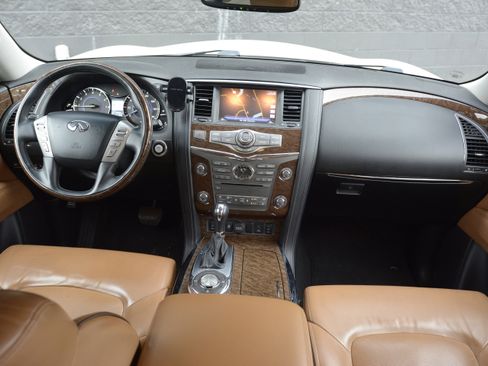 Used 2017 INFINITI QX80 Signature Edition RWD image 12