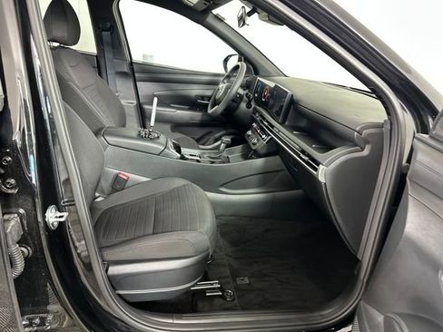 Certified 2025 Hyundai Santa Cruz SE image 28