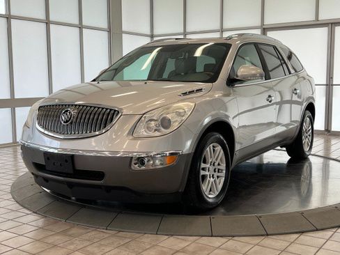 Used 2008 Buick Enclave CXL AWD/4WD image 3