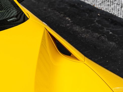 Used 2014 Ferrari F12 Berlinetta RWD image 24