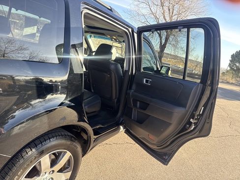 Used 2013 Honda Pilot Touring image 24