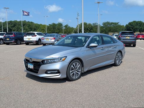 Used 2020 Honda Accord EX-L image 2