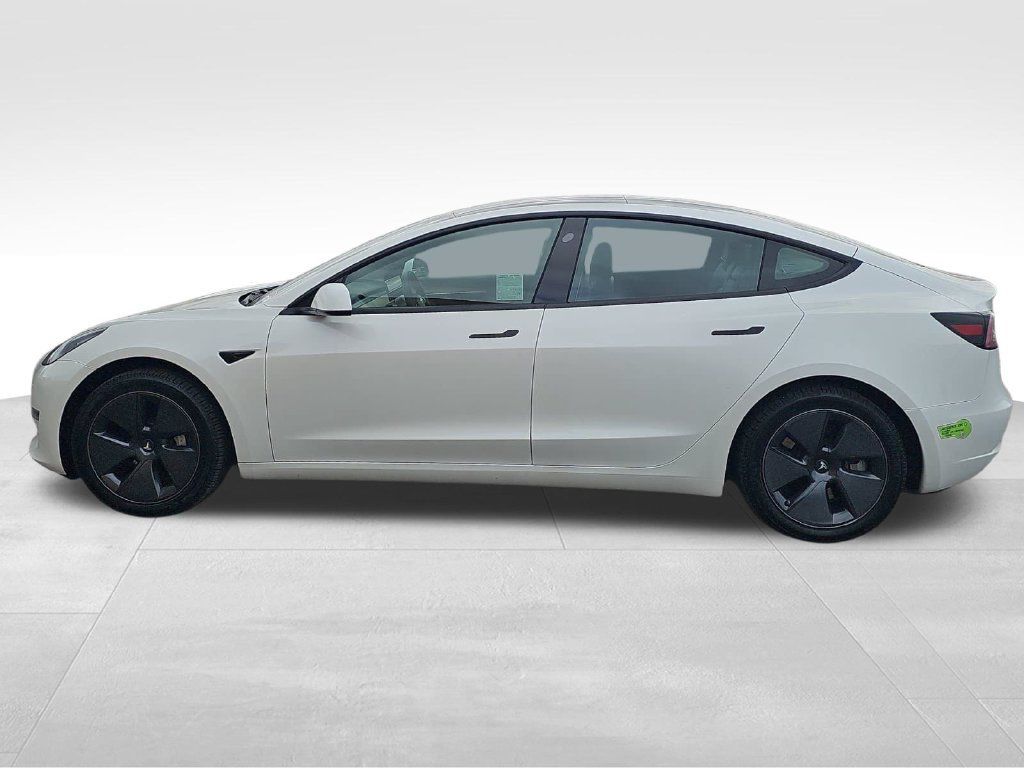 Used 2023 Tesla Model 3 Standard Range RWD image 6