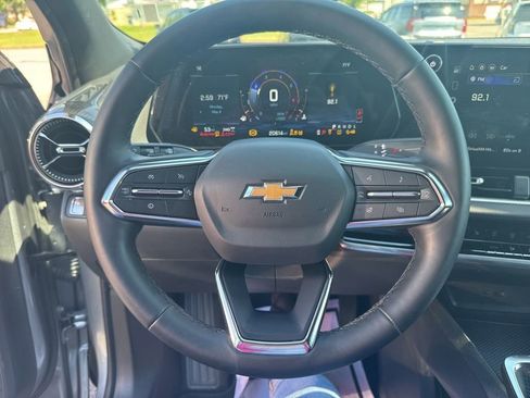 Used 2026 Chevrolet Equinox LT AWD/4WD image 20