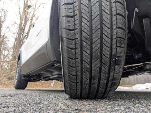 New 2026 GMC Terrain Elevation w/ LPO, Floor Liner Package image 39