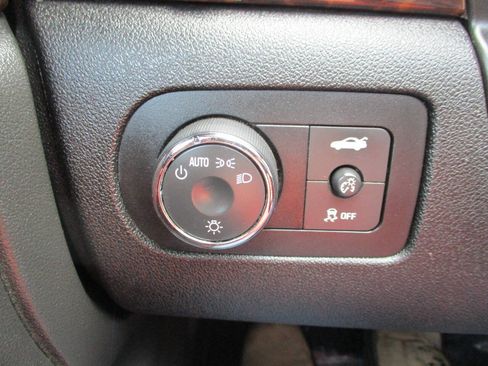 Used 2012 Chevrolet Impala LS FWD image 33