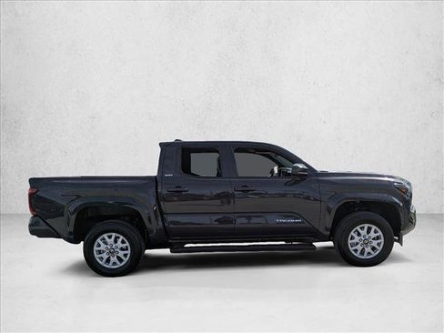 Certified 2024 Toyota Tacoma SR5 image 4