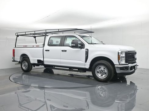 New 2026 Ford F350 XL w/ XL Driver Assist Package RWD image 6