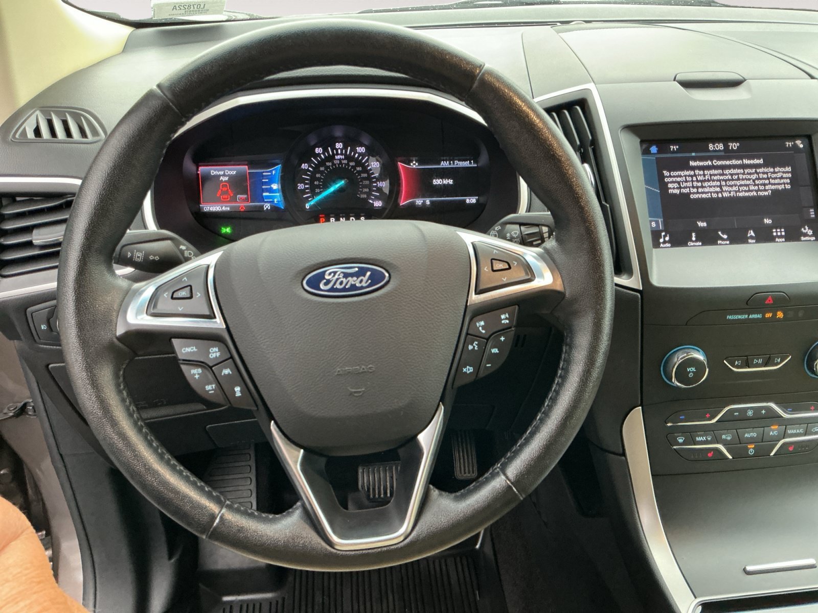 Used 2019 Ford Edge SEL w/ Equipment Group 201A FWD image 12