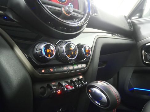 Used 2019 MINI Cooper Countryman S w/ Premium Package image 24