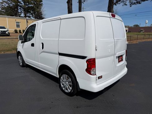 Used 2020 Nissan NV200 SV FWD image 2