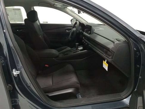 Used 2023 Honda Accord LX image 9