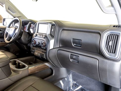 Used 2020 Chevrolet Silverado 1500 LT Trail Boss AWD/4WD image 28