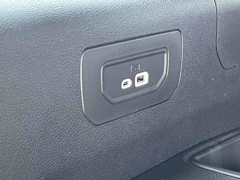 Used 2023 Jeep Grand Cherokee L Laredo AWD/4WD image 9
