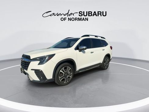 Used 2023 Subaru Ascent Touring AWD/4WD image 5