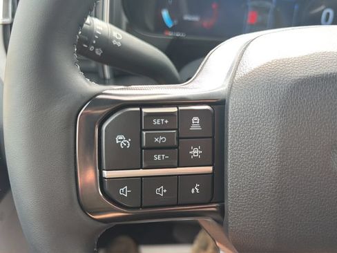 Used 2026 Ford F450 Platinum w/ FX4 Off-Road Package AWD/4WD image 23