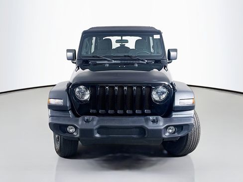 Used 2022 Jeep Wrangler Unlimited Sport image 2