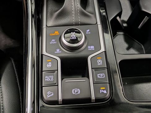 Used 2023 Kia Sorento SX Prestige AWD/4WD image 14