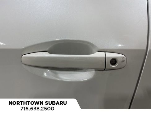 Used 2022 Subaru Outback Premium image 25