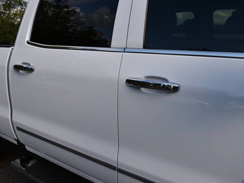 Used 2019 GMC Sierra 2500 Denali w/ Duramax Plus Package AWD/4WD image 38