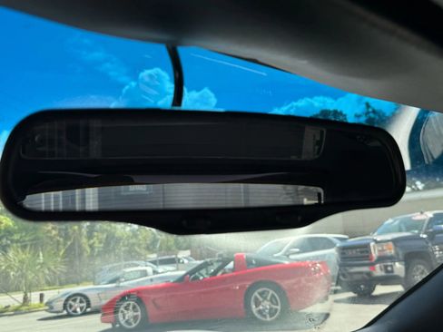 Used 1998 Chevrolet Corvette Convertible w/ Memory Pkg RWD image 25