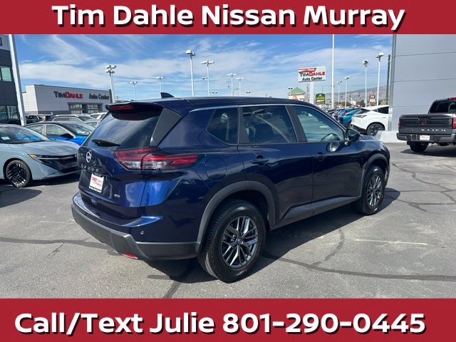 Used 2026 Nissan Rogue SV AWD/4WD image 12