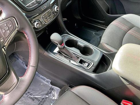 Certified 2024 Chevrolet Equinox RS image 12