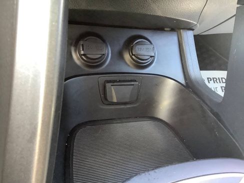 Used 2015 Hyundai Santa Fe GLS AWD/4WD image 47
