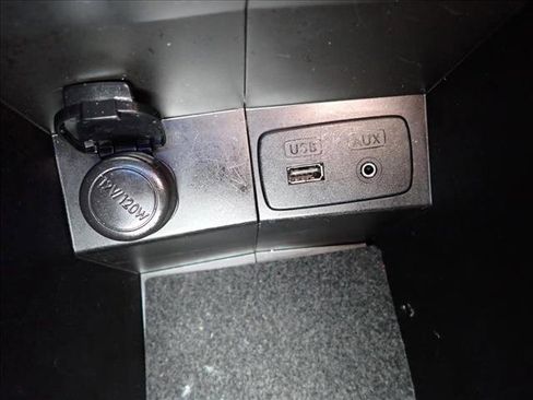 Used 2014 Subaru Forester 2.5i Limited image 23