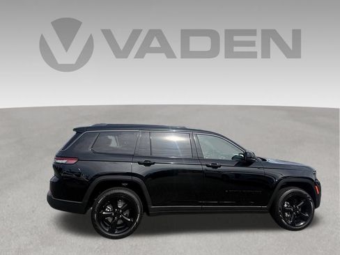 New 2026 Jeep Grand Cherokee L Limited w/ Limited Altitude Package AWD/4WD image 7