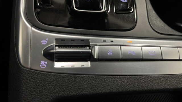 Used 2025 Kia Carnival SX Prestige FWD image 31