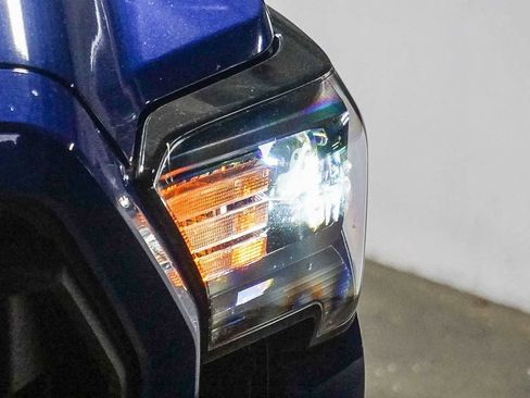 Certified 2024 Toyota Tacoma SR5 image 5