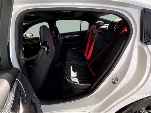 New 2026 Cadillac CT5 V Blackwing w/ Carbon Fiber 2 Package image 9