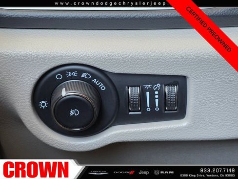 Certified 2023 Chrysler Pacifica Touring-L FWD image 30