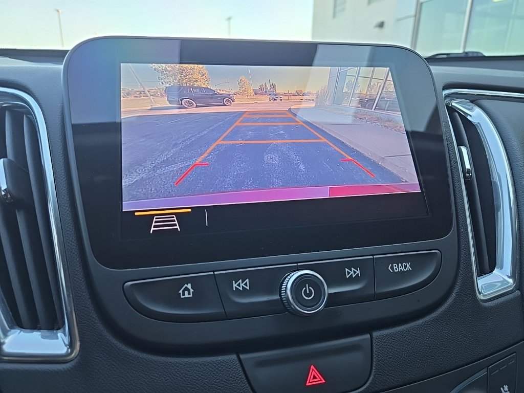 Used 2019 Chevrolet Malibu Premier w/ Sun and Wheel Package FWD image 52
